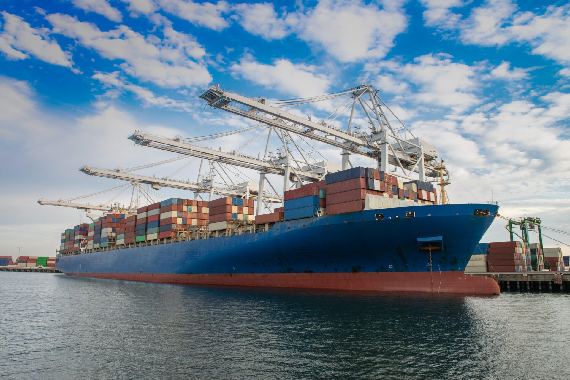 Carrier Liability vs. Cargo Insurance